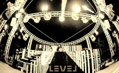 Steve Aoki